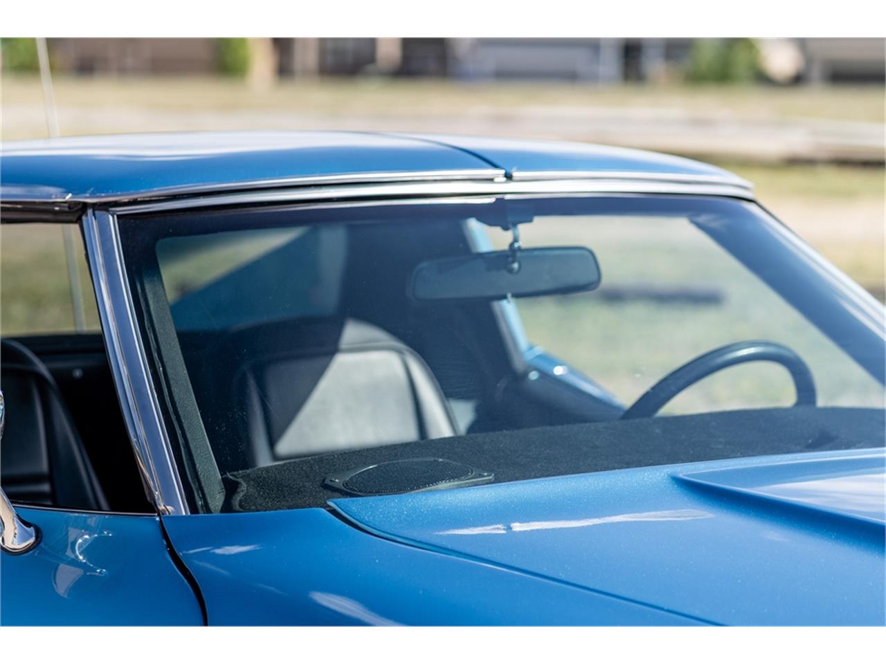 Chevrolet-Corvette-1976-LeMans-Blue-Black-2