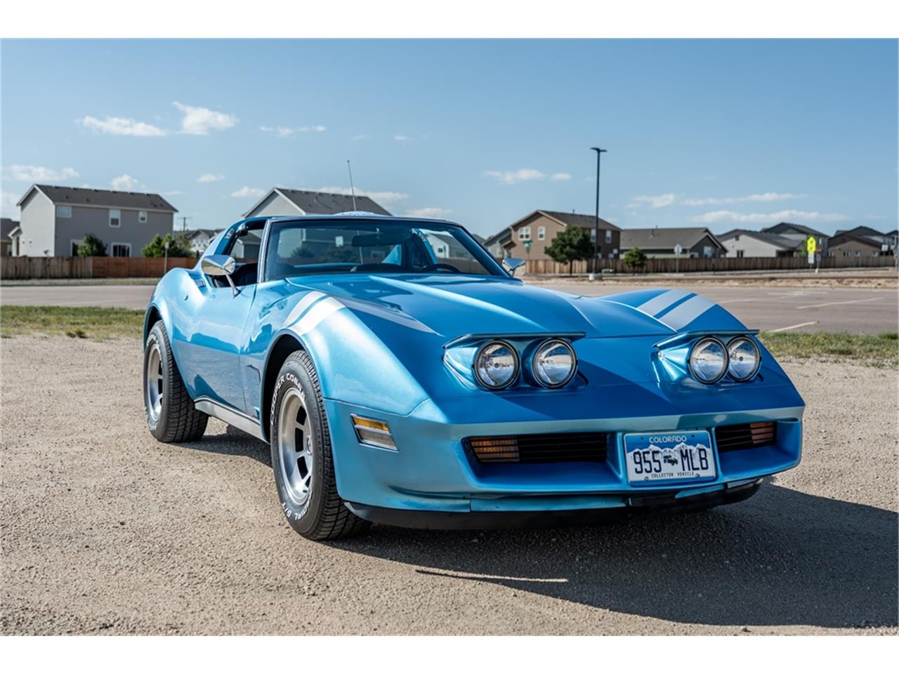 Chevrolet-Corvette-1976-LeMans-Blue-Black-27