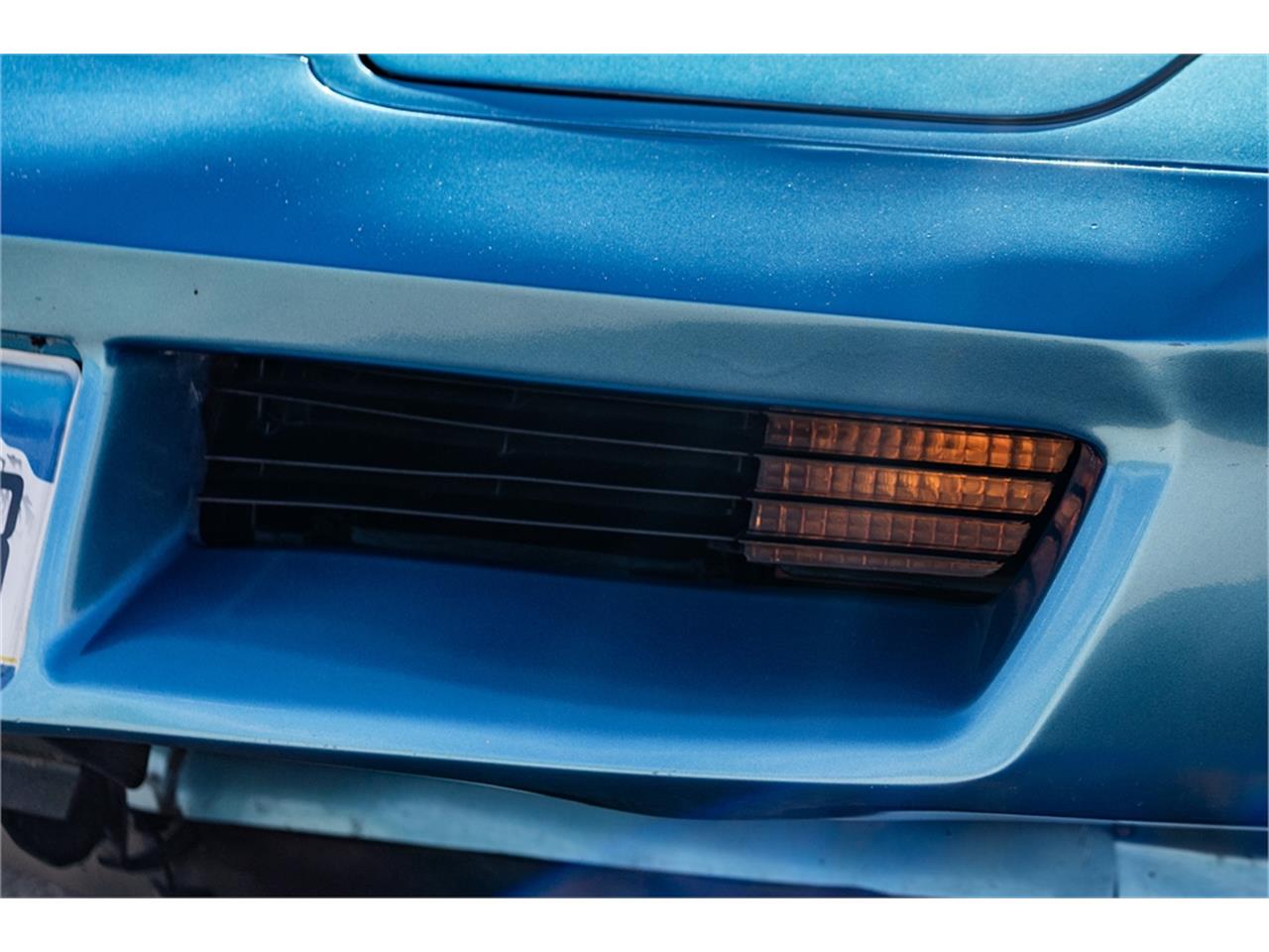 Chevrolet-Corvette-1976-LeMans-Blue-Black-36