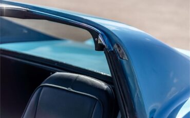 Chevrolet-Corvette-1976-LeMans-Blue-Black-39