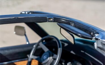 Chevrolet-Corvette-1976-LeMans-Blue-Black-50