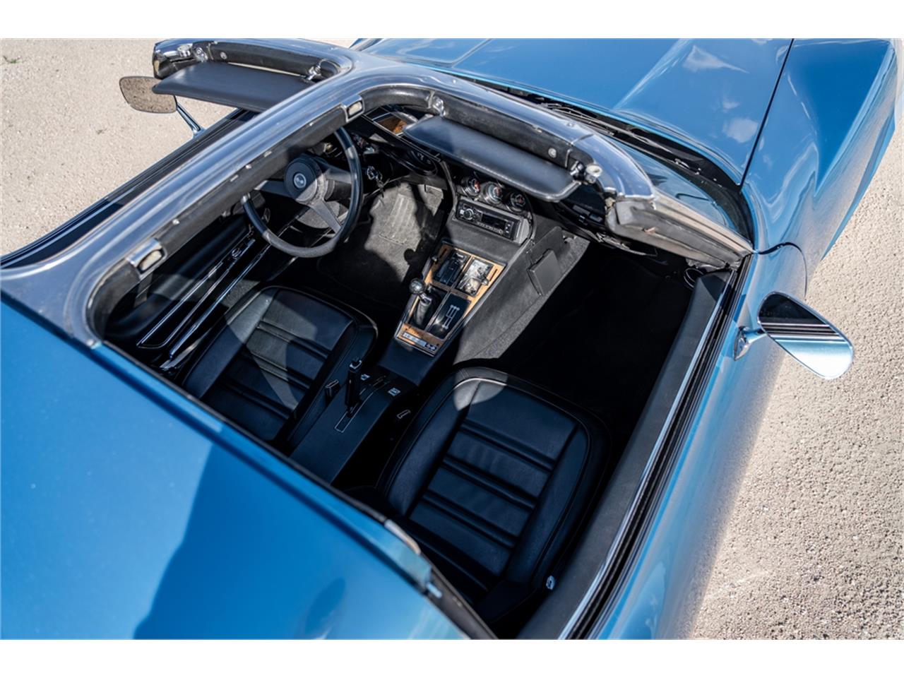 Chevrolet-Corvette-1976-LeMans-Blue-Black-57