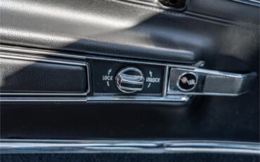 Chevrolet-Corvette-1976-LeMans-Blue-Black-61