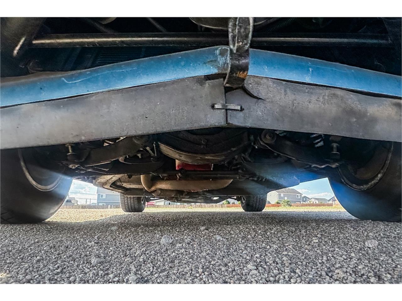 Chevrolet-Corvette-1976-LeMans-Blue-Black-68