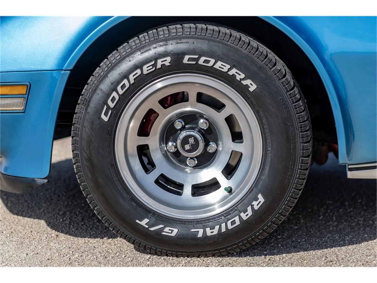 Chevrolet-Corvette-1976-LeMans-Blue-Black-7