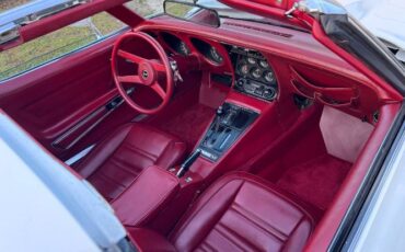 Chevrolet-Corvette-1976-White-11