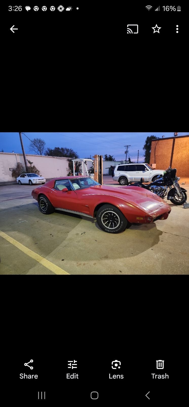 Chevrolet-Corvette-1977-5