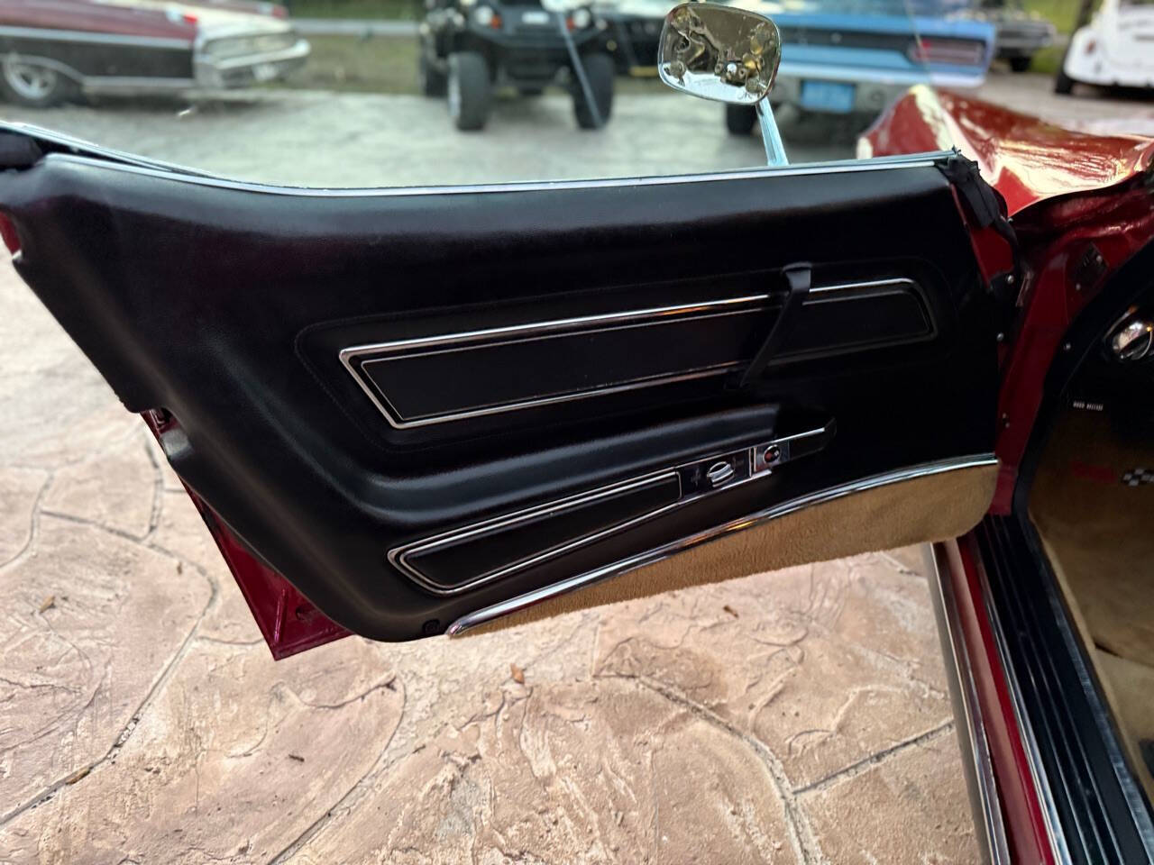 Chevrolet-Corvette-1977-Coupe-13