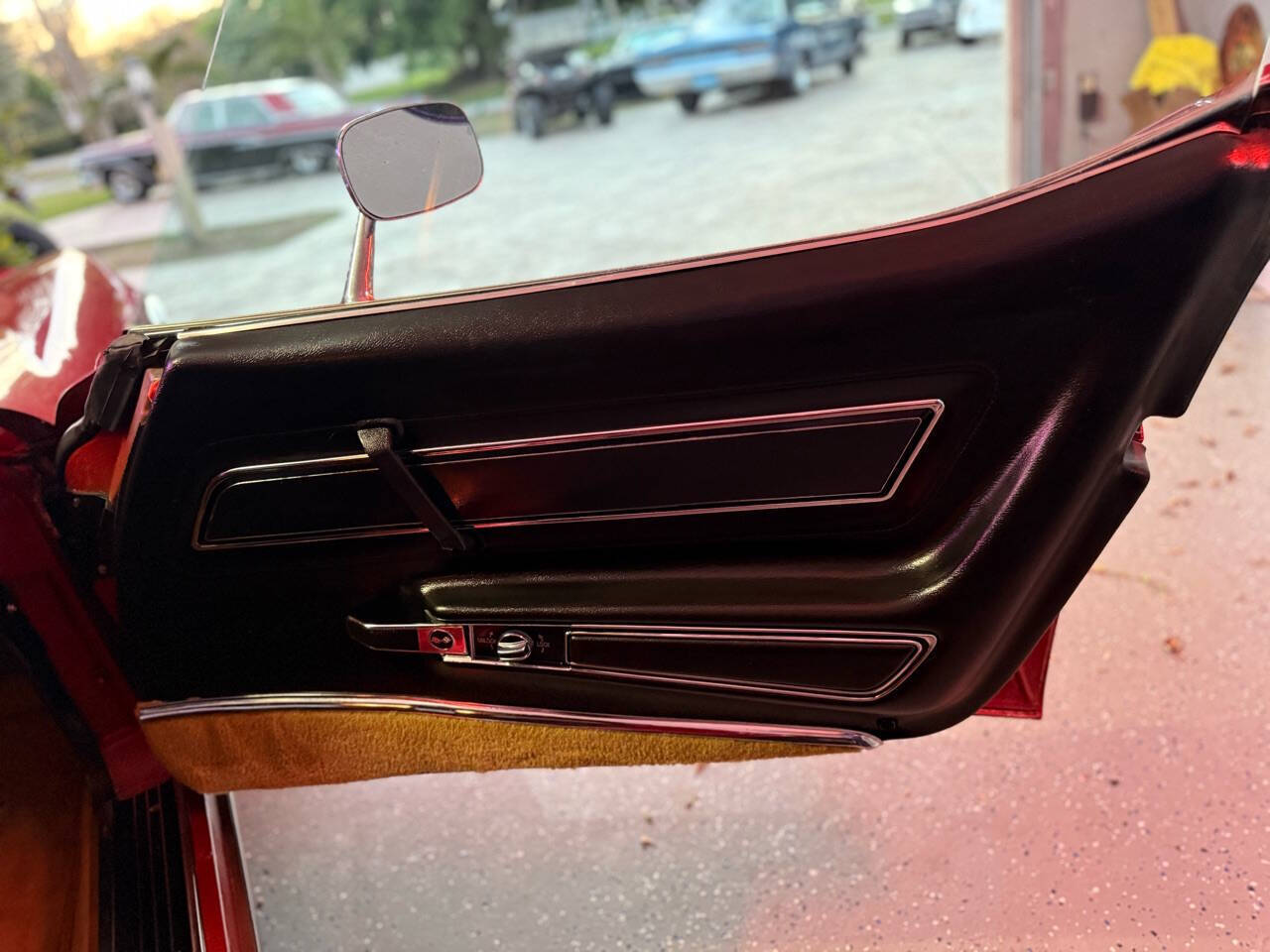 Chevrolet-Corvette-1977-Coupe-17