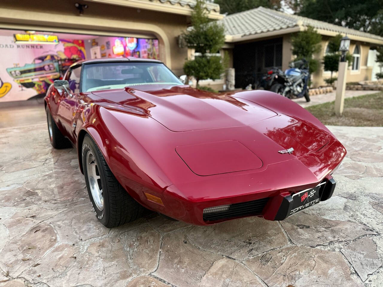 Chevrolet-Corvette-1977-Coupe-25