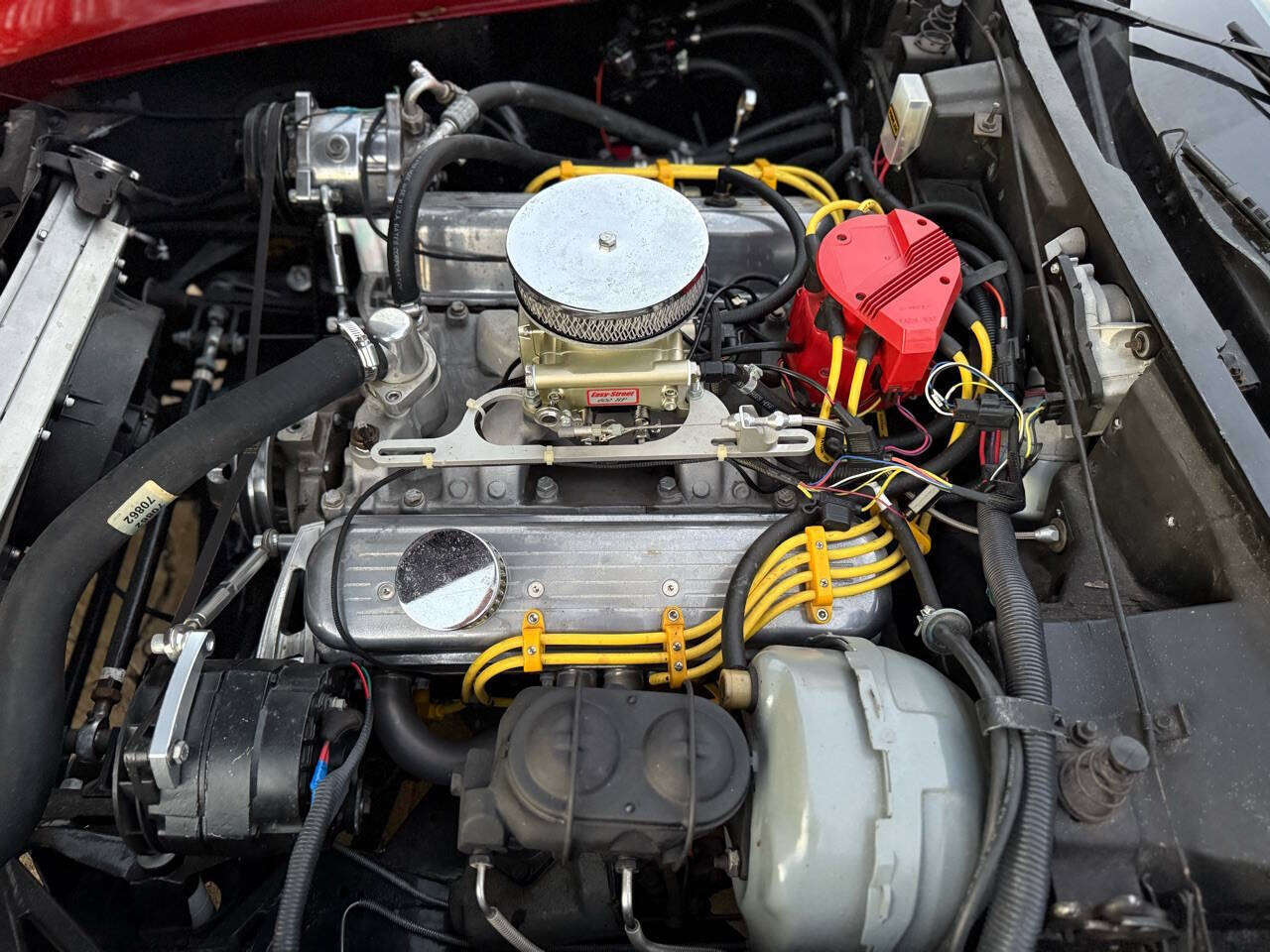 Chevrolet-Corvette-1977-Coupe-28