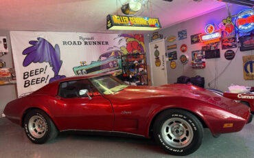 Chevrolet-Corvette-1977-Coupe-5