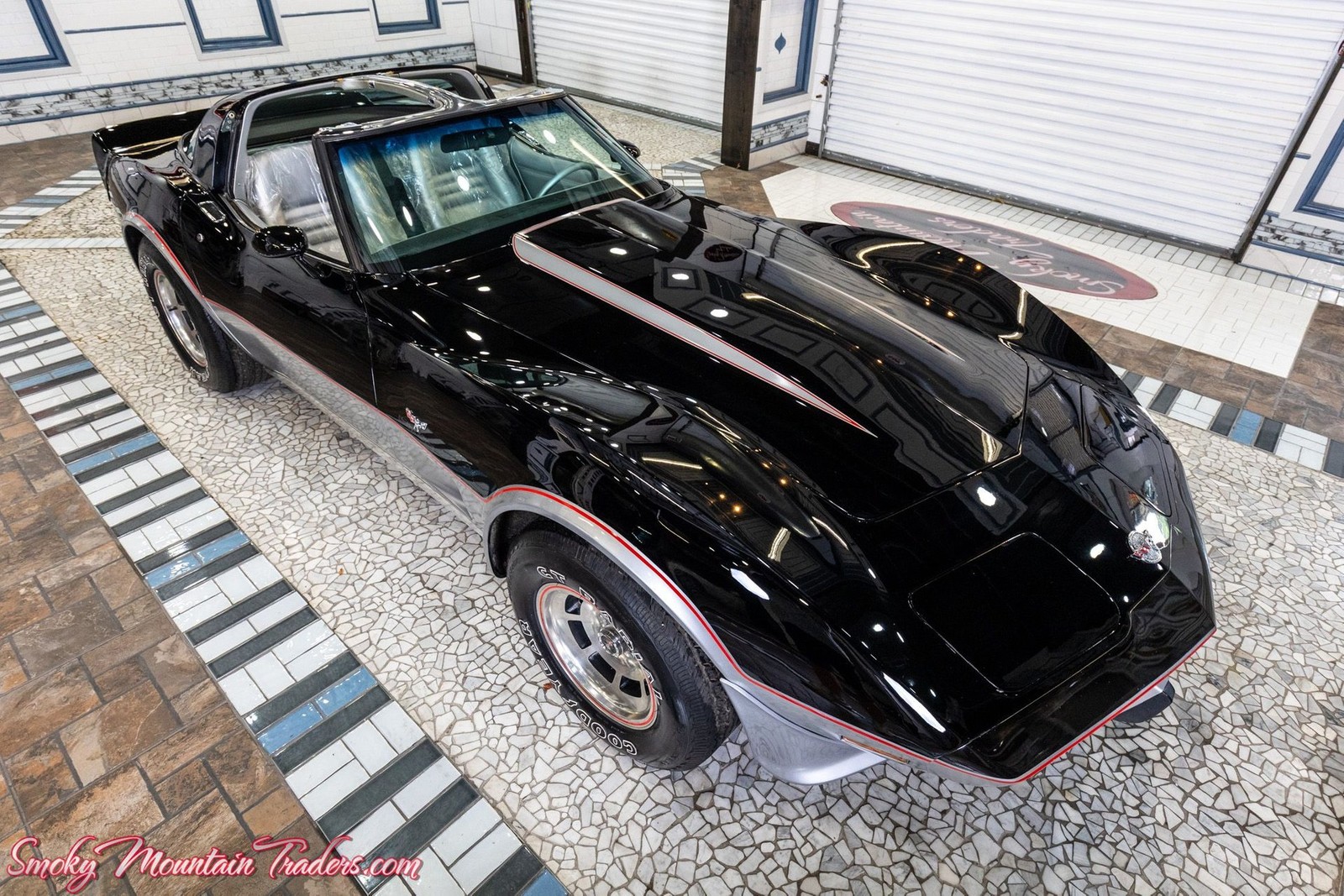 Chevrolet-Corvette-1978-16