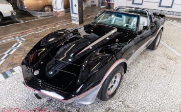 Chevrolet-Corvette-1978-2
