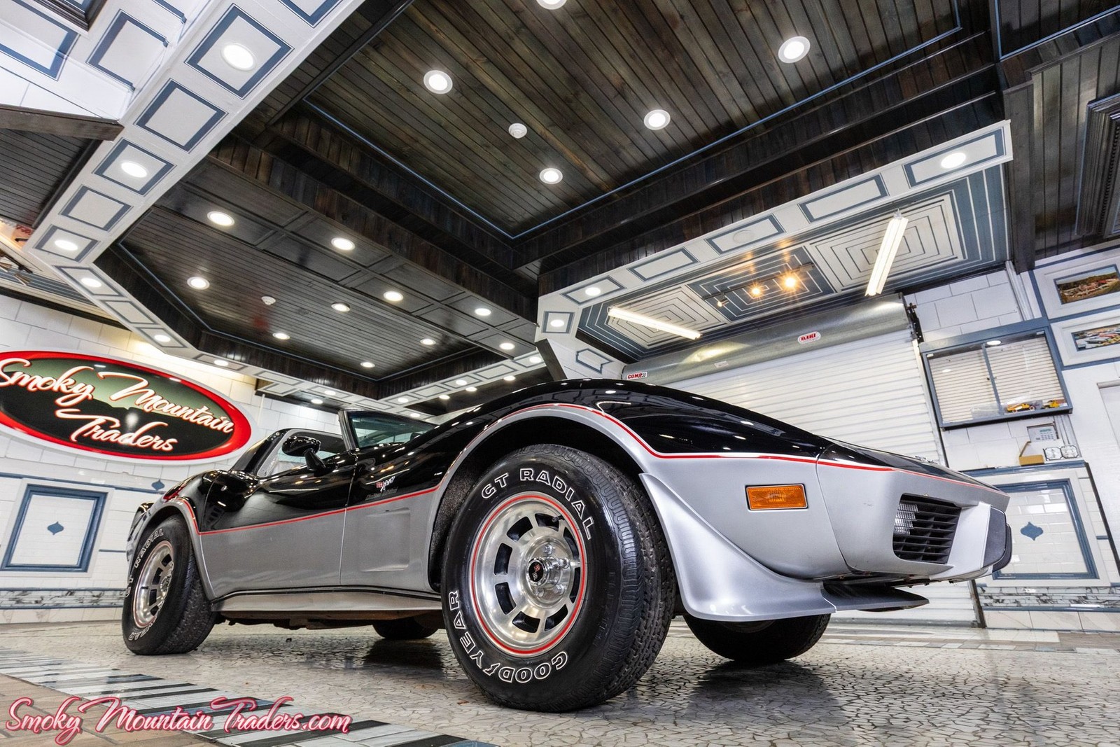 Chevrolet-Corvette-1978-23