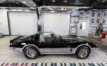 Chevrolet-Corvette-1978-24
