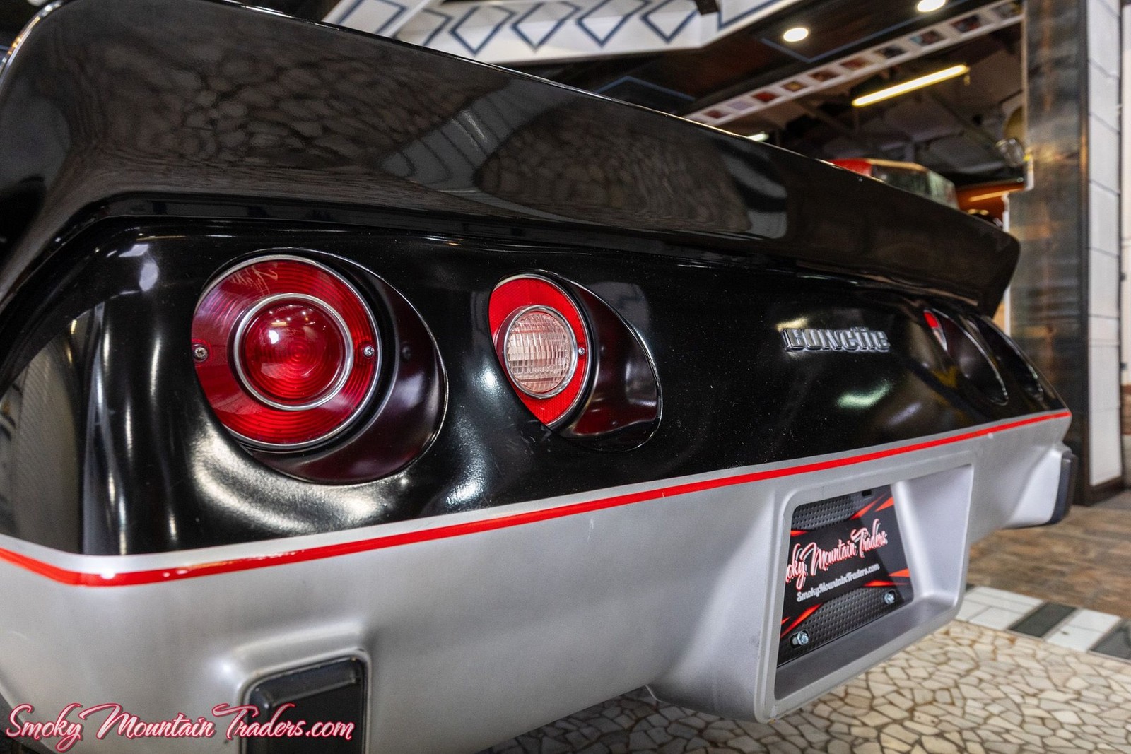 Chevrolet-Corvette-1978-37