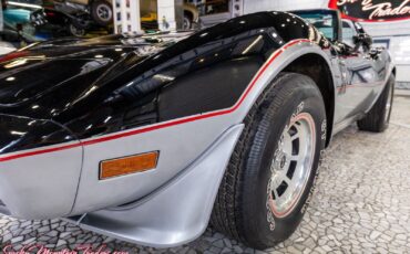 Chevrolet-Corvette-1978-7