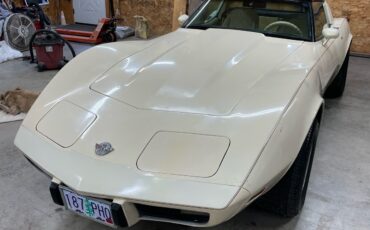 Chevrolet-Corvette-1978-Coupe-1