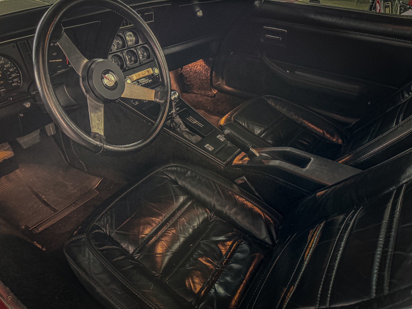 Chevrolet-Corvette-1978-Coupe-12