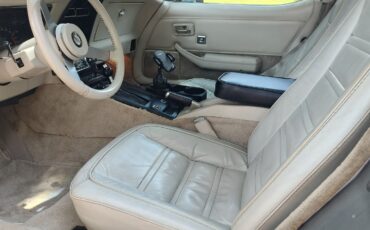 Chevrolet-Corvette-1978-Coupe-13