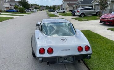 Chevrolet-Corvette-1978-Coupe-3