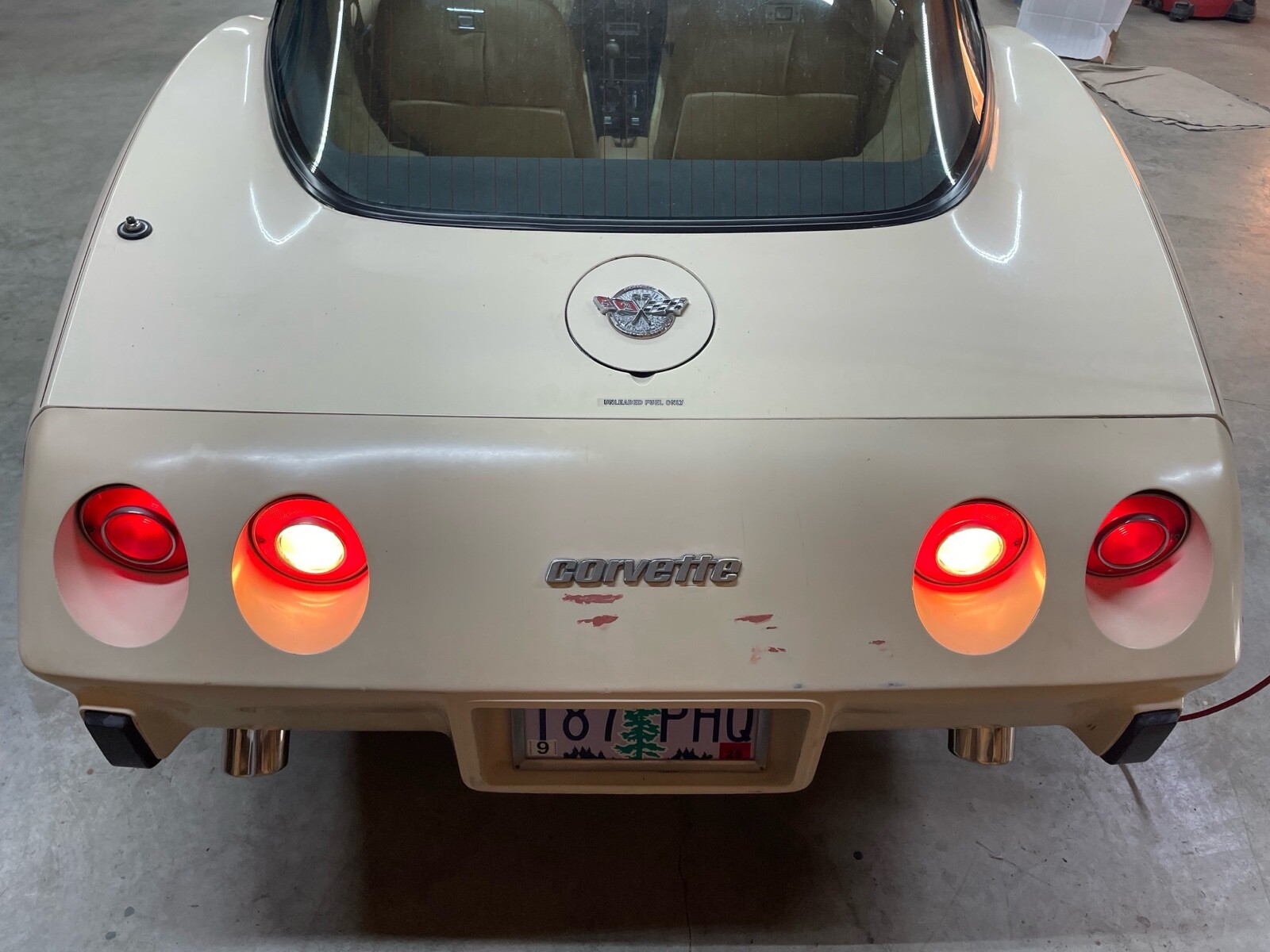Chevrolet-Corvette-1978-Coupe-7