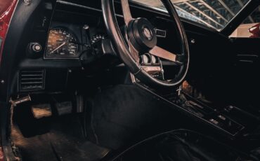 Chevrolet-Corvette-1978-Coupe-9