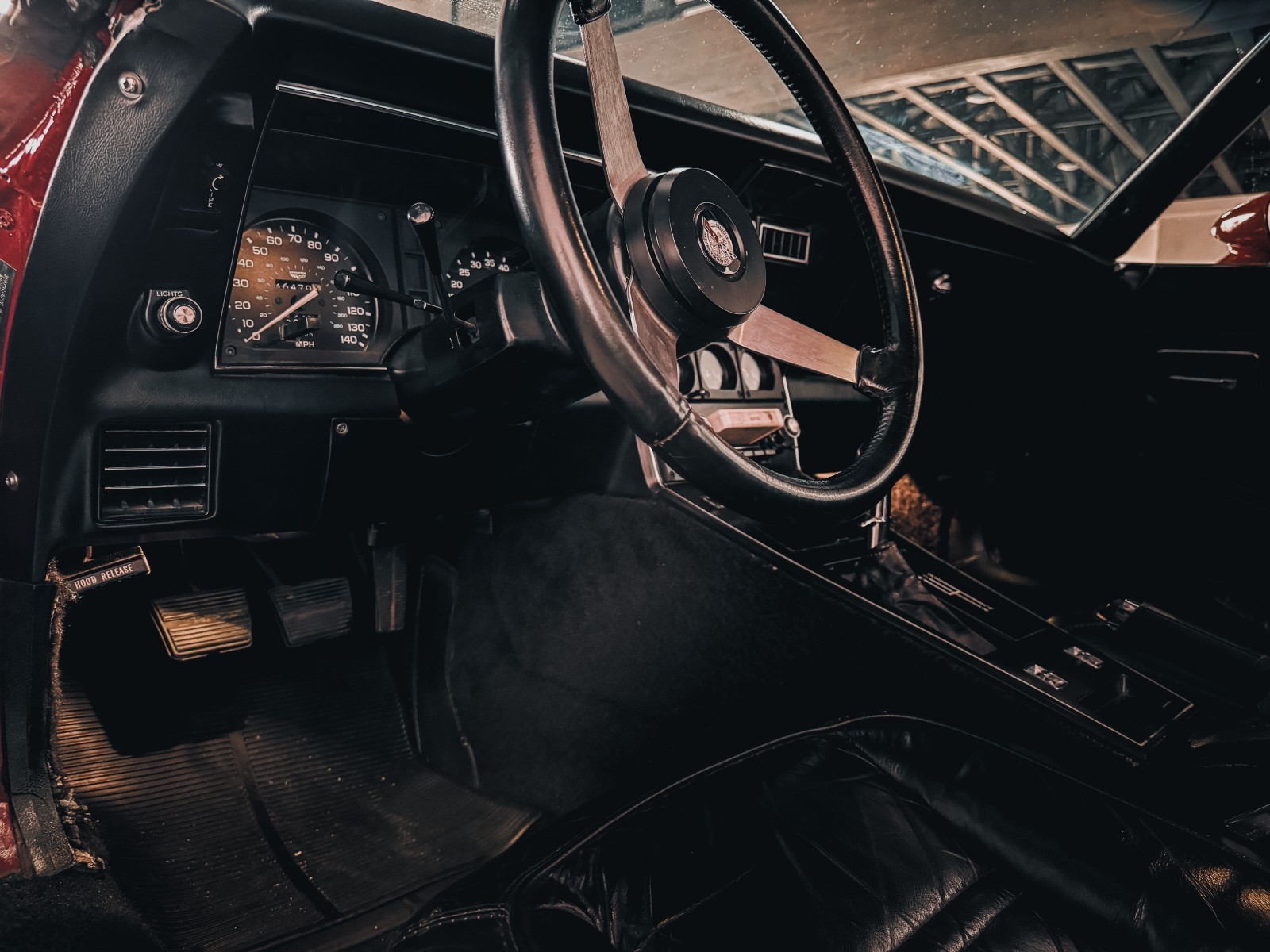 Chevrolet-Corvette-1978-Coupe-9