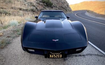 Chevrolet-Corvette-1979-1