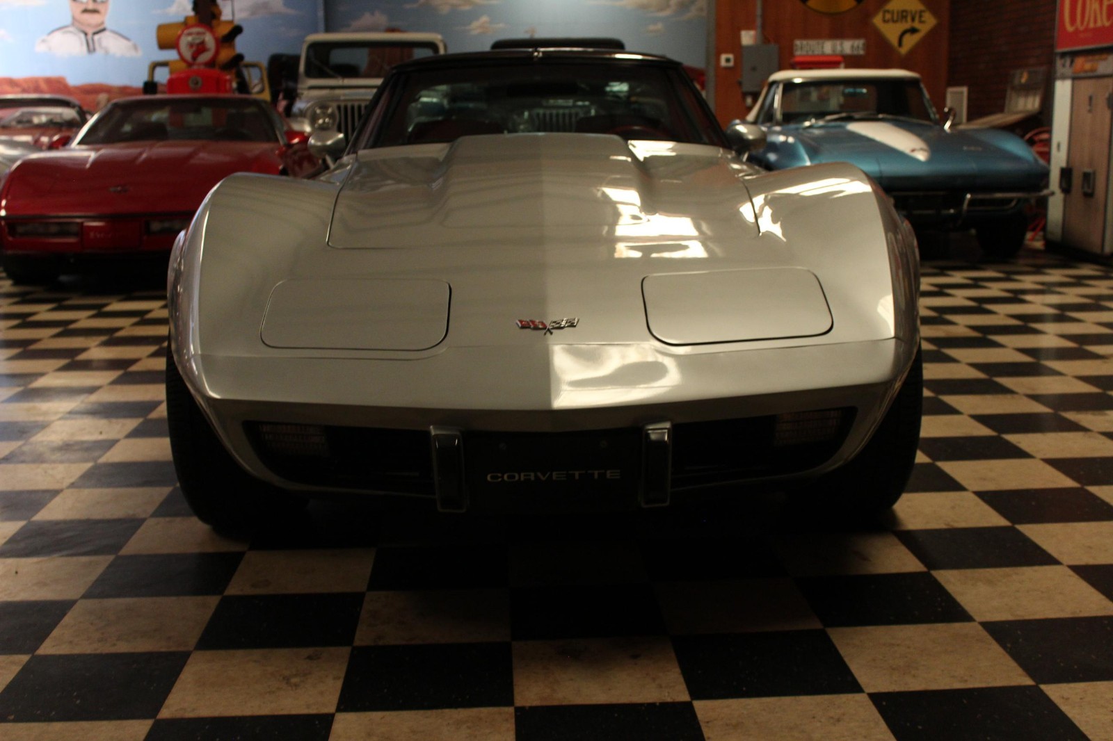 Chevrolet-Corvette-1979-Coupe-1