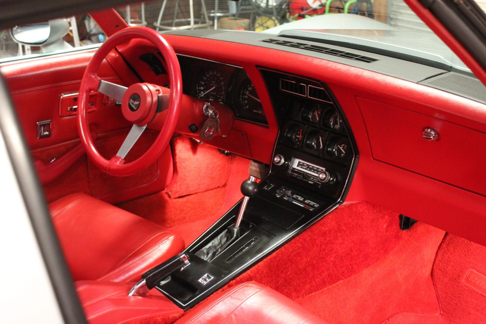 Chevrolet-Corvette-1979-Coupe-19