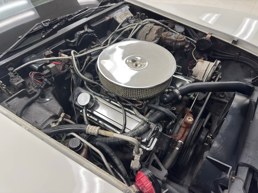 Chevrolet-Corvette-1979-Coupe-27