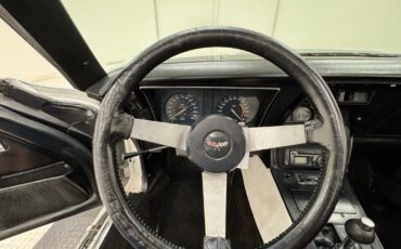 Chevrolet-Corvette-1979-Coupe-38