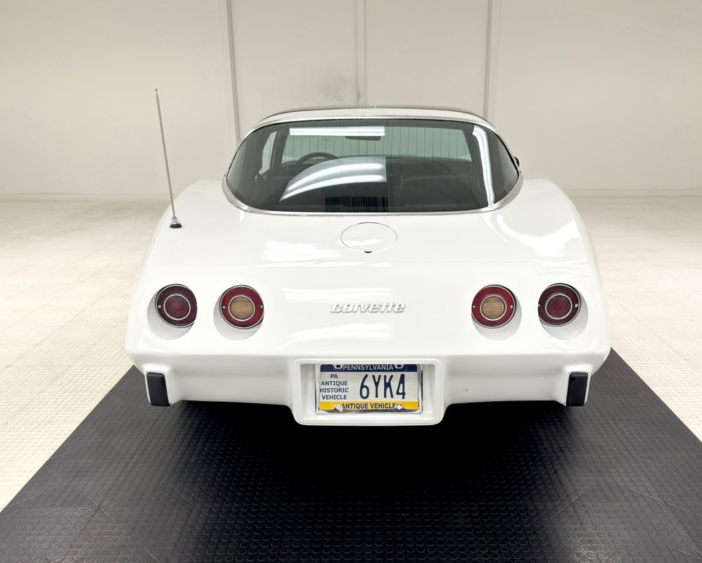 Chevrolet-Corvette-1979-Coupe-4