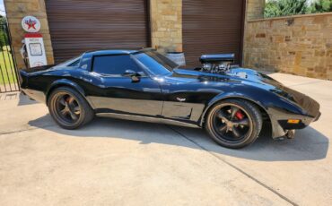 Chevrolet-Corvette-1979-Coupe