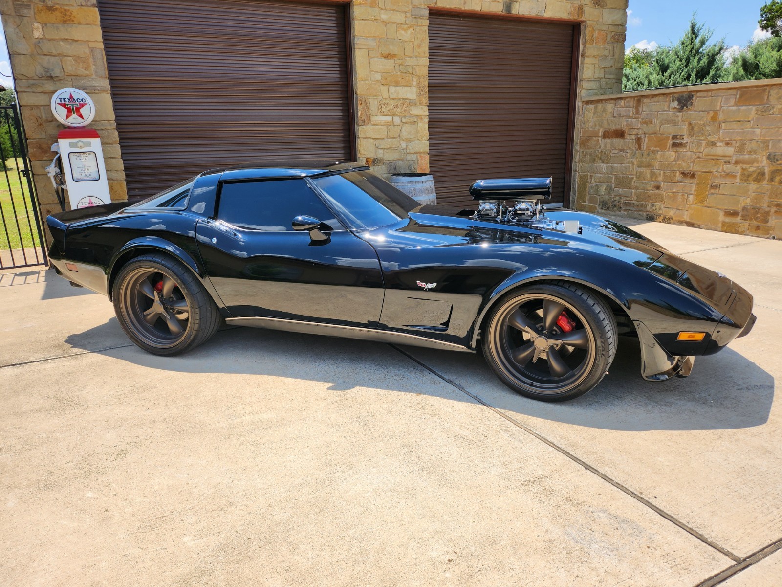 Chevrolet-Corvette-1979-Coupe