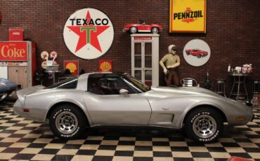 Chevrolet-Corvette-1979-Coupe-6