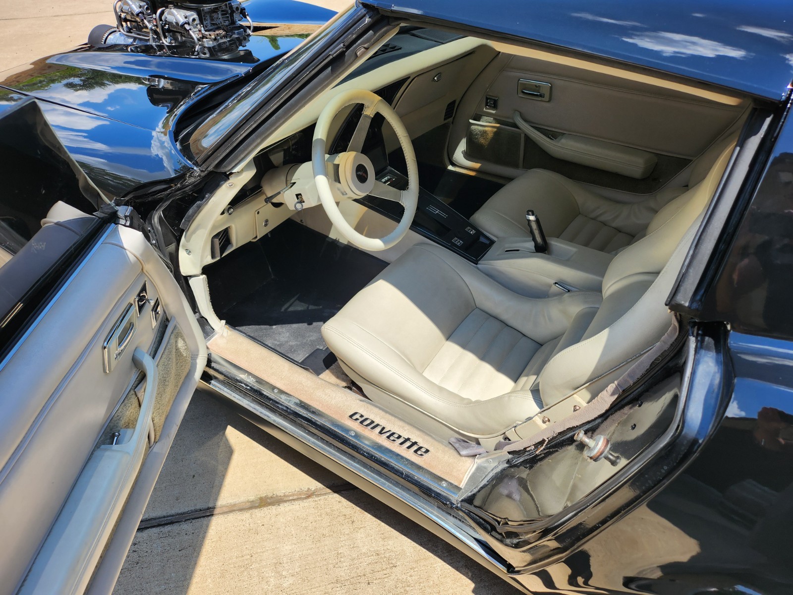 Chevrolet-Corvette-1979-Coupe-7