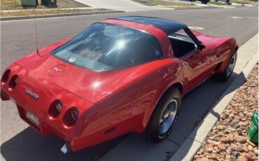 Chevrolet-Corvette-1979-Red-Black-4