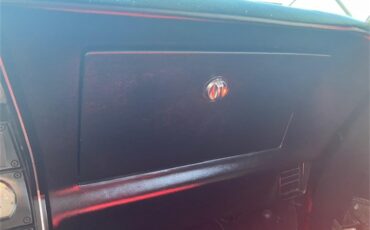 Chevrolet-Corvette-1979-Red-Black-9