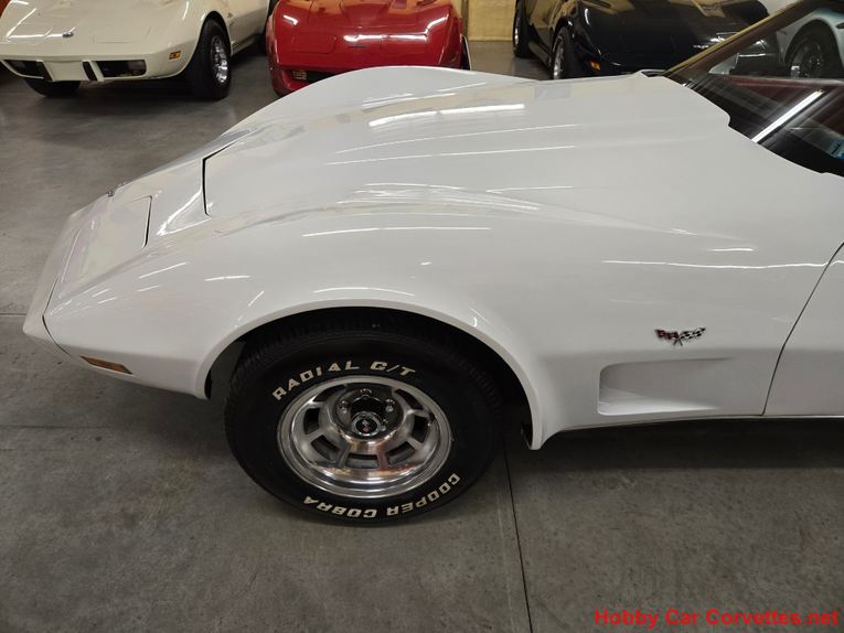 Chevrolet-Corvette-1979-White-Red-45