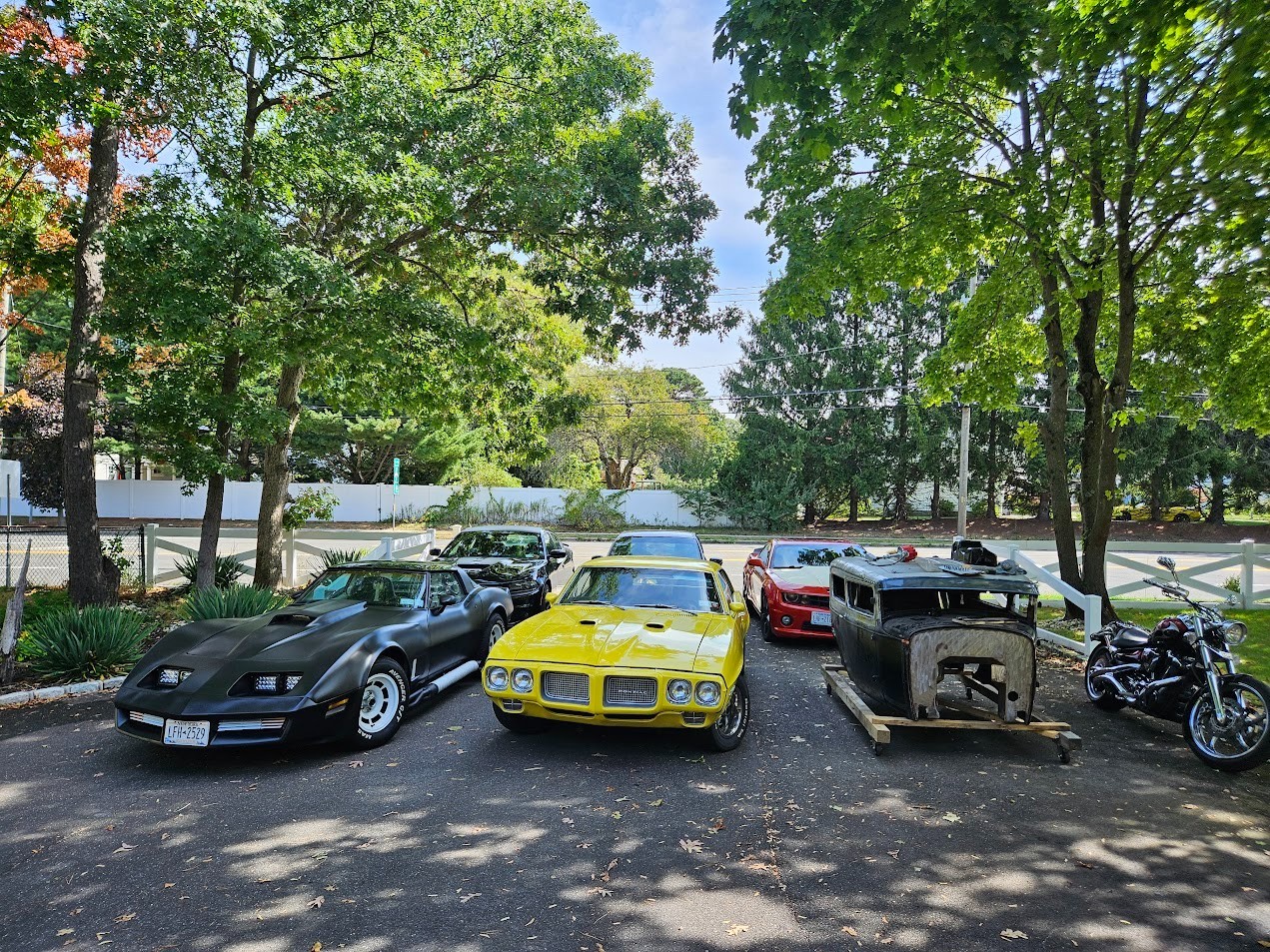 Chevrolet-Corvette-1980-10