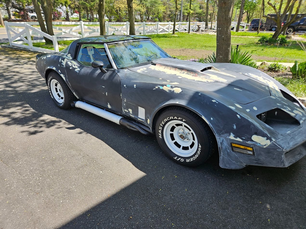 Chevrolet-Corvette-1980-35