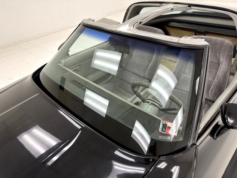 Chevrolet-Corvette-1980-Black-Gray-14