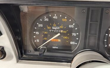 Chevrolet-Corvette-1980-Black-Gray-37