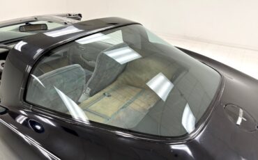 Chevrolet-Corvette-1980-Black-Gray-48