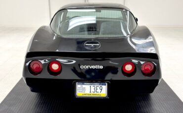 Chevrolet-Corvette-1980-Black-Gray-6