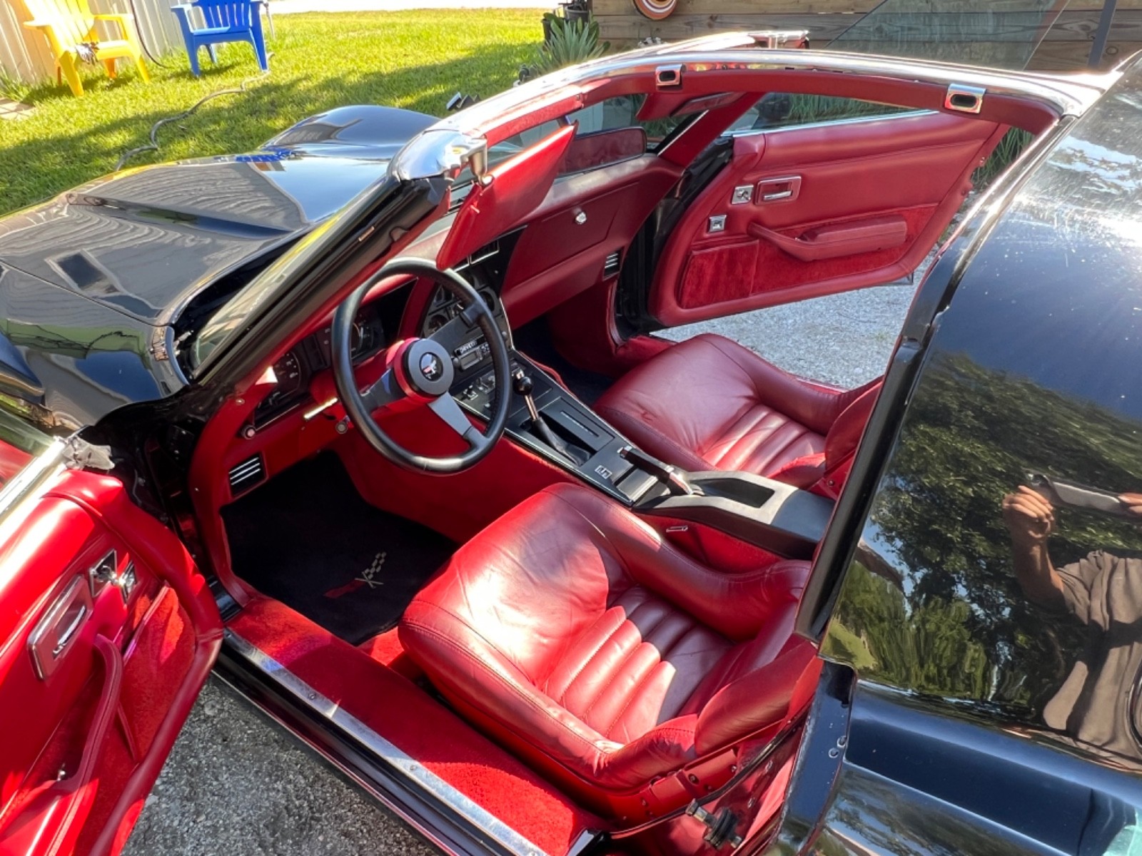 Chevrolet-Corvette-1980-Coupe-17