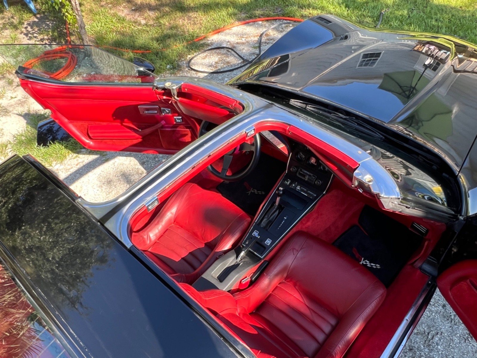 Chevrolet-Corvette-1980-Coupe-19